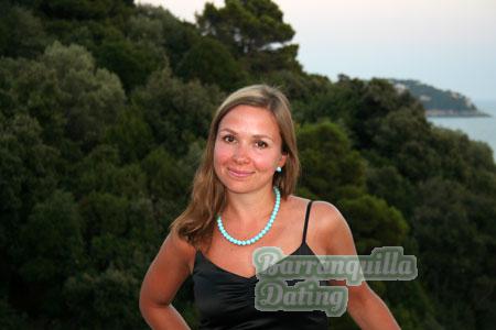 101323 - Elmira Age: 29 - Russia