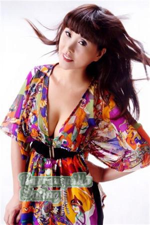 154522 - Hellen Age: 56 - China