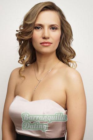 184994 - Elena Age: 39 - Russia