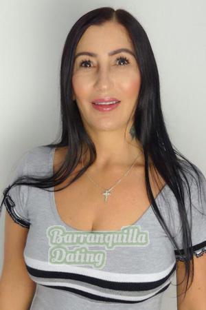 185424 - Yanet Age: 55 - Colombia