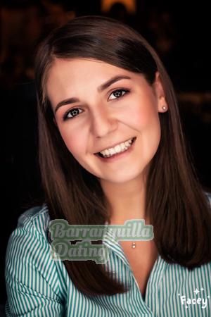 185696 - Karina Age: 25 - Ukraine