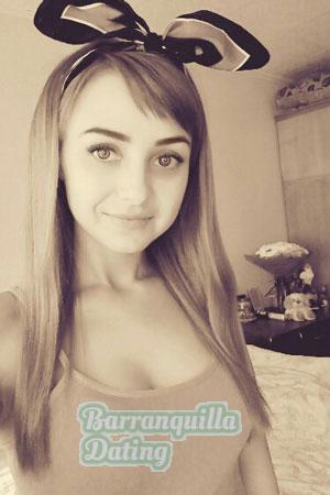 187108 - Svetlana Age: 35 - Russia
