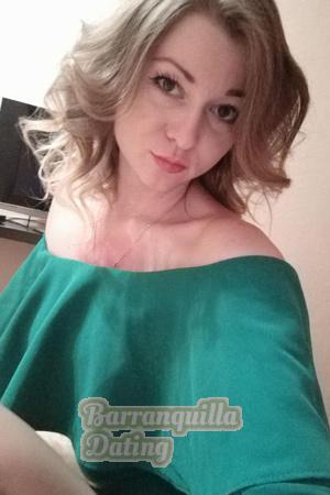 187883 - Liliana Age: 36 - Russia