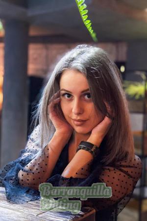 195745 - Alina Age: 28 - Russia
