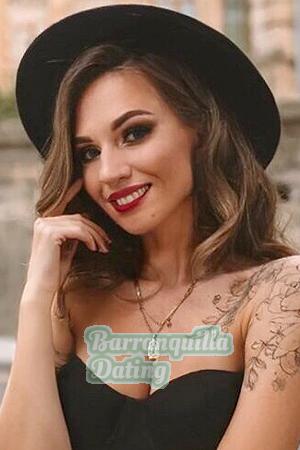 200142 - Anzhelika Age: 28 - Russia