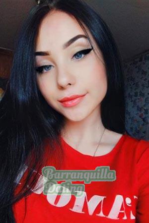 200257 - Victoria Age: 19 - Ukraine