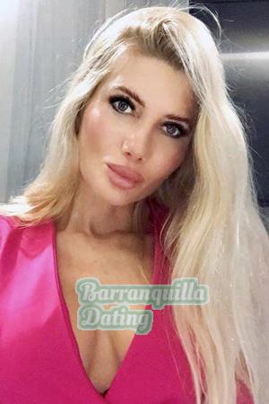 200262 - Natalia Age: 40 - Russia