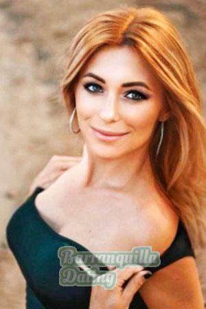 200343 - Alina Age: 33 - Denmark