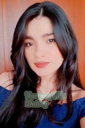 200970 - Laura Age: 21 - Colombia