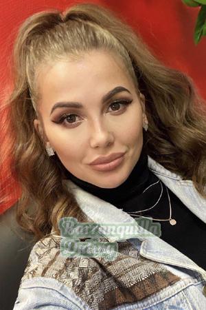 201517 - Kenya Age: 29 - Russia