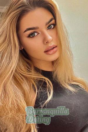 202396 - Arina Age: 19 - Russia