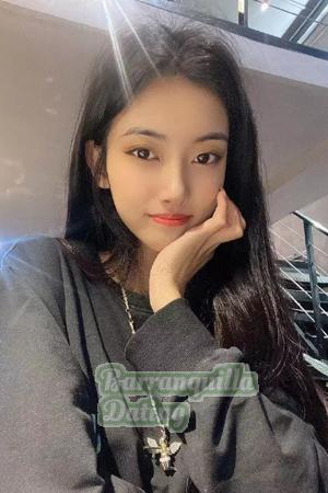 202583 - Jiayi Age: 21 - China