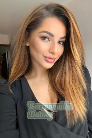 203305 - Julia Age: 26 - Ukraine