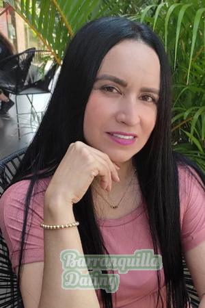 204198 - Jessenia Age: 49 - Colombia