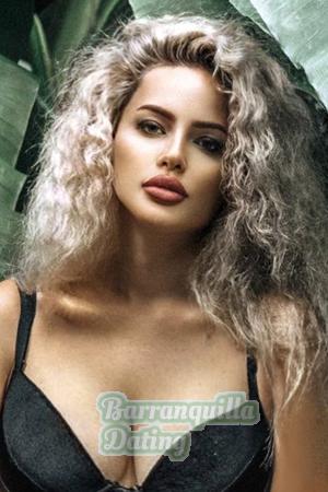 204243 - Anastasia Age: 34 - Russia