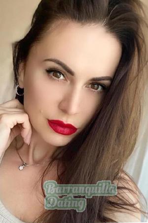 204274 - Olena Age: 39 - Ukraine