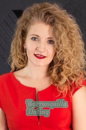 204325 - Tetiana Age: 38 - Ukraine