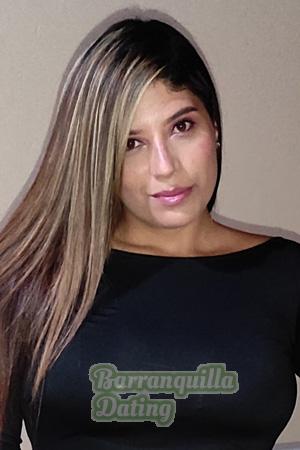204578 - Daniela Age: 33 - Colombia