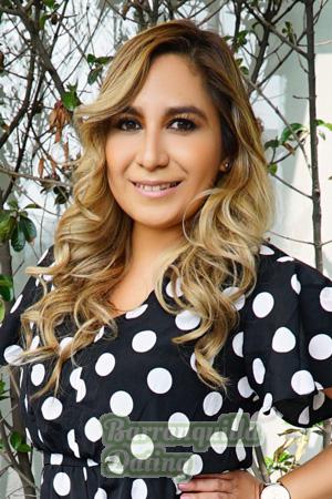 204769 - Magda Age: 35 - Mexico