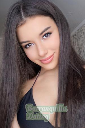 204981 - Vladislava Age: 22 - Russia