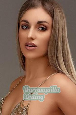 205054 - Elena Age: 31 - Ukraine