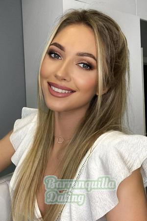 205292 - Evgeniya Age: 29 - Russia