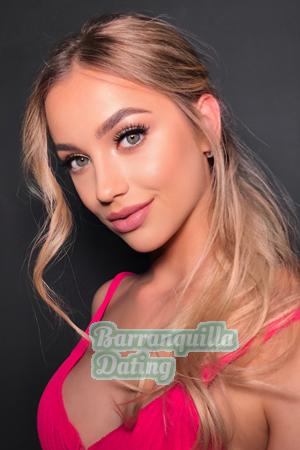 205296 - Darina Age: 22 - Ukraine