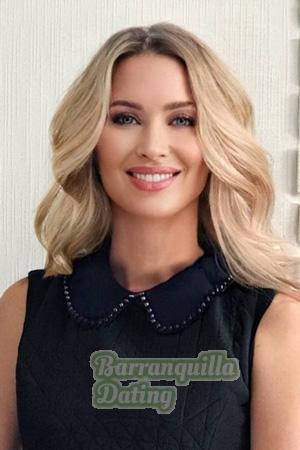 205451 - Inna Age: 40 - Russia