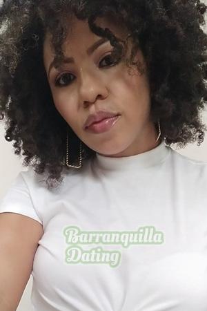 205935 - Xiomara Age: 35 - Colombia