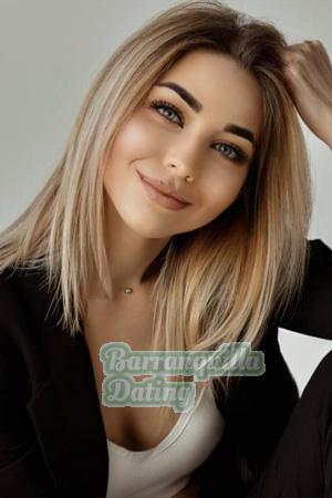 206017 - Irina Age: 25 - Ukraine