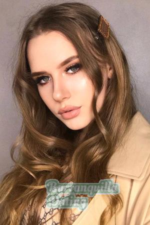 206060 - Anastasia Age: 19 - Russia