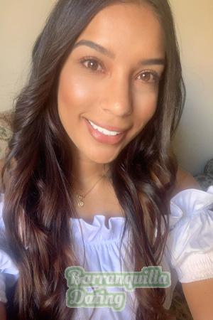 206685 - Laura Age: 29 - Colombia