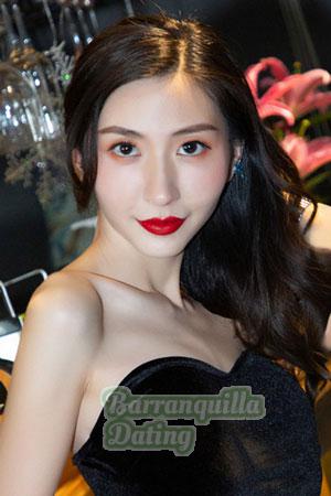 206751 - Baoxuan Age: 25 - China