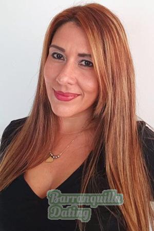 207057 - Laura Age: 45 - Colombia