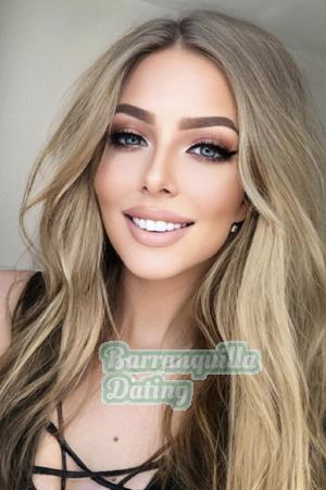 207135 - Vladislava Age: 22 - Ukraine