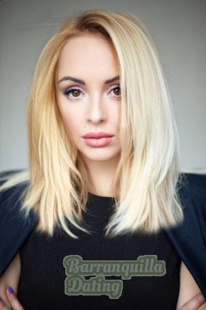 207460 - Malika Age: 37 - Ukraine