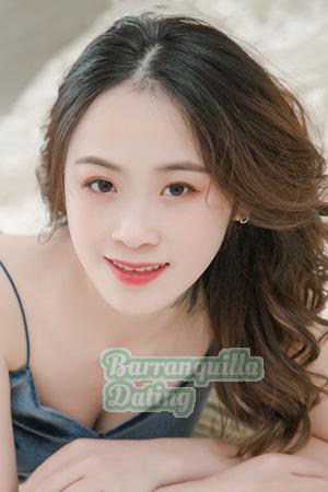 207546 - Hehua Age: 27 - China