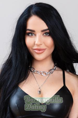 207581 - Violetta Age: 26 - Ukraine