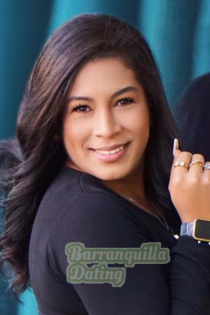 208271 - Andrea Age: 30 - Venezuela