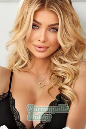 208478 - Anastasia Age: 31 - Italy