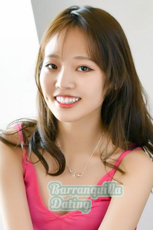 208652 - Zoey Age: 21 - China