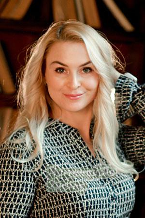 208810 - Natalia Age: 40 - Ukraine