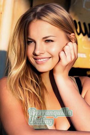 208812 - Alina Age: 26 - Ukraine