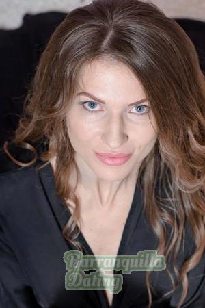 208828 - Svetlana Age: 39 - Russia