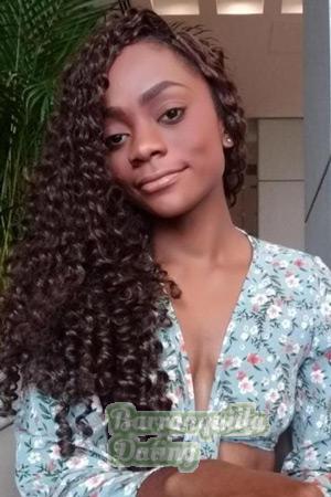 210546 - Yina Age: 29 - Colombia