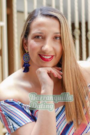 210700 - Karen Age: 38 - Colombia