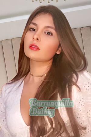 210899 - Julieth Age: 26 - Colombia