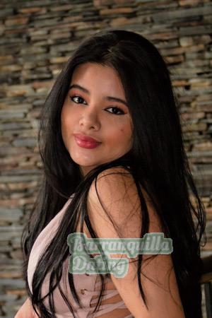 210915 - Ana Age: 28 - Colombia