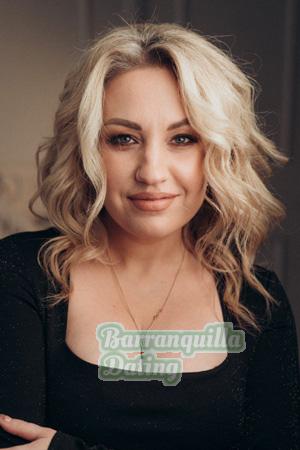 211340 - Marina Age: 38 - Netherlands