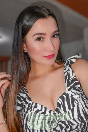 211711 - Paulina Age: 23 - Colombia